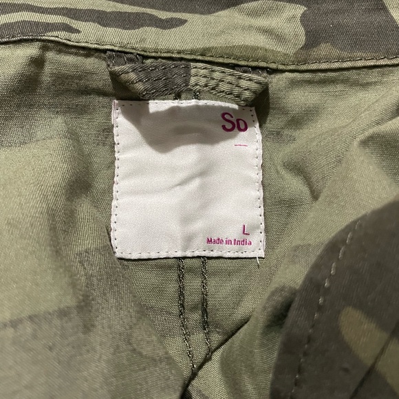 Jacket - Picture 5 of 5